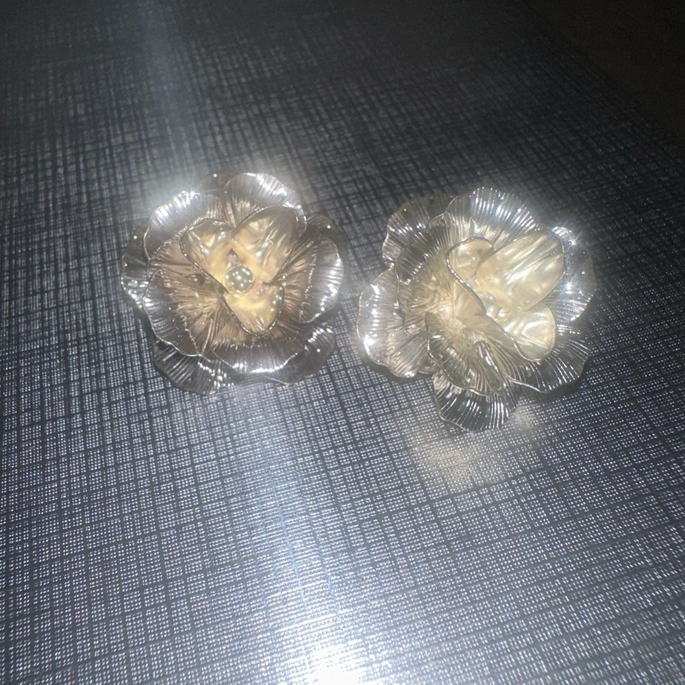 Kenneth Jay Lane flower earrings